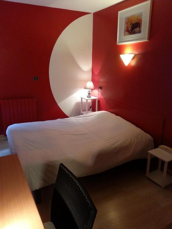 Hotel Du Lion D'Or Marmande Quarto foto